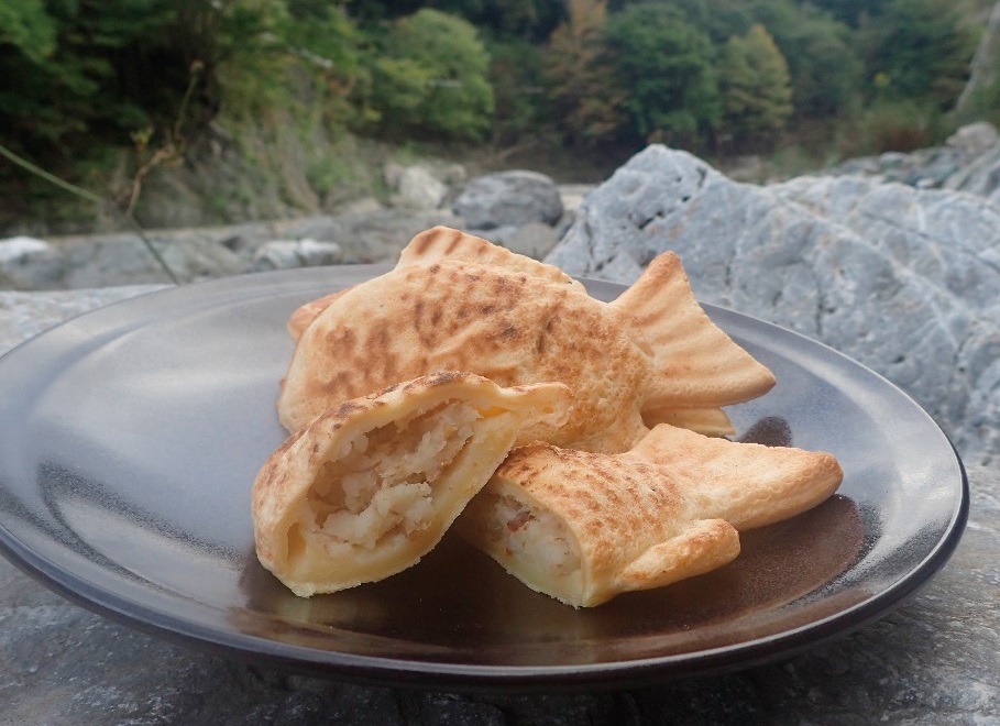 ニジマスとあかじゃがのおかずたい焼き お家で簡単 魚レシピ 旬の魚介料理をお手軽に 魚食普及推進センター 一般社団法人 大日本水産会